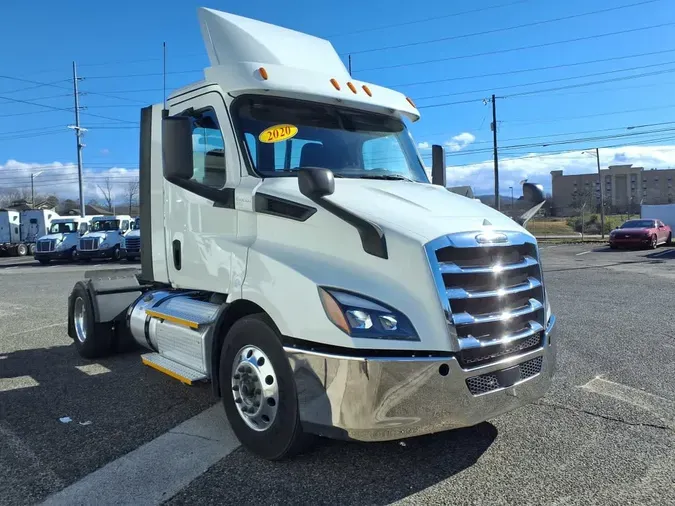 2020 FREIGHTLINER/MERCEDES NEW CASCADIA 116e720a30f2b5a37873fc347a3d44273c7