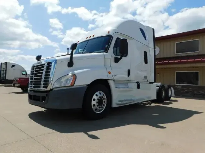 2019 Freightliner Cascadia 125