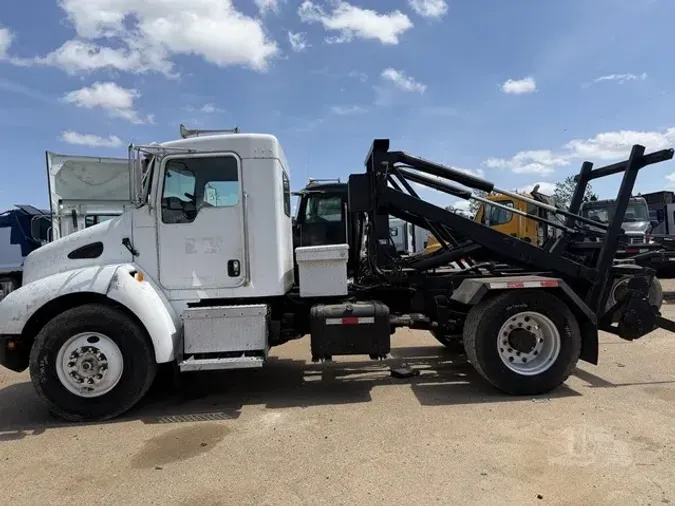 2005 KENWORTH T300e723d4b62ede5413dc865c649c31c0e9