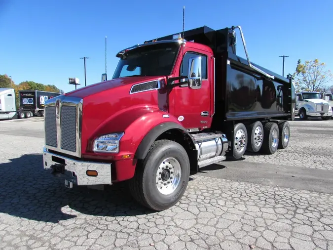 2025 Kenworth T880 Short Hood