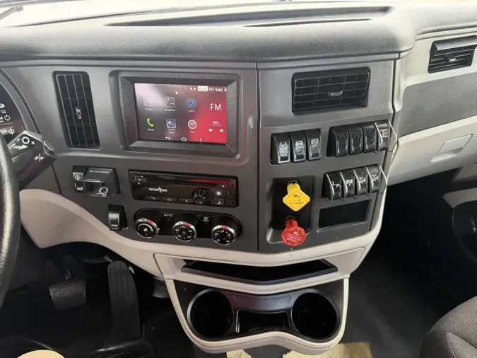 2023 Peterbilt 567