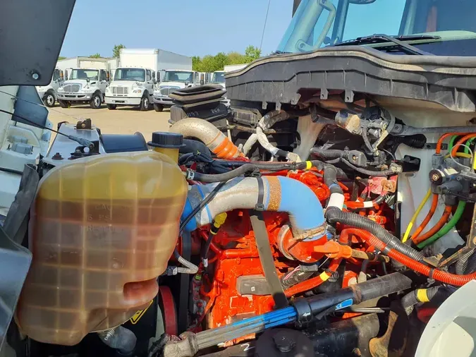 2019 NAVISTAR INTERNATIONAL 4300