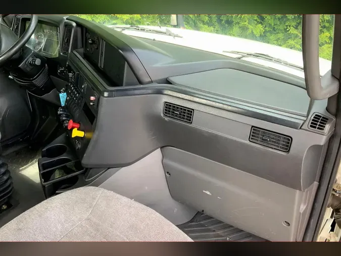 2020 INT LT625 6x4