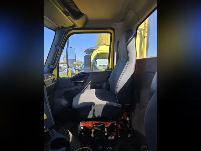 2020 International RH613