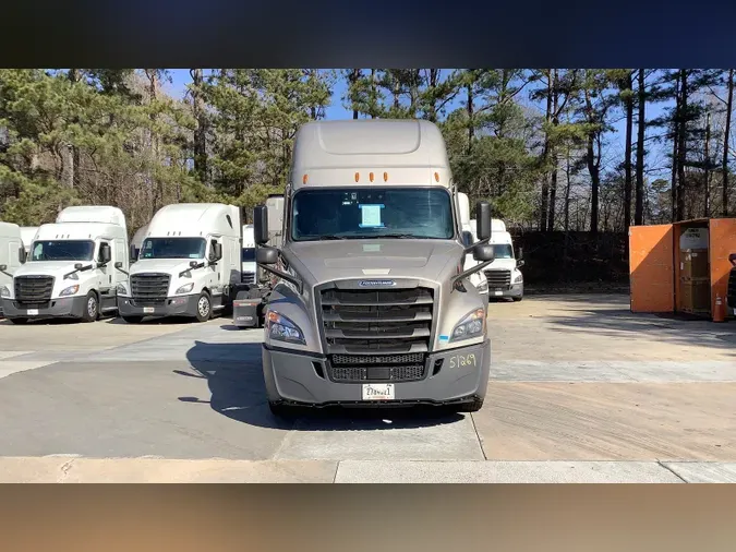 2021 Freightliner Cascadia