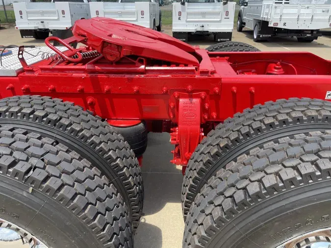 2022 Peterbilt 567