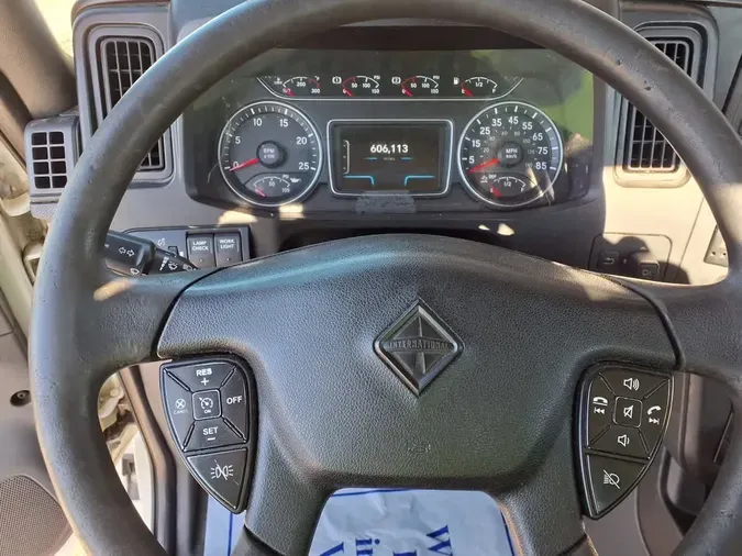 2020 NAVISTAR INTERNATIONAL LT625 DAYCAB T/Ae73622cadccbd3c2d7e73b810e750bc3