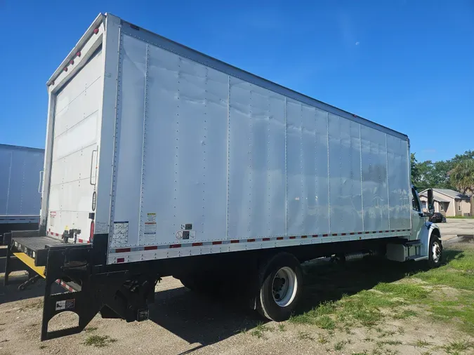 2017 FREIGHTLINER/MERCEDES M2 106