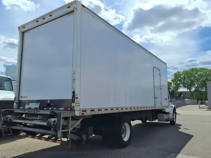 2018 FREIGHTLINER M2 106