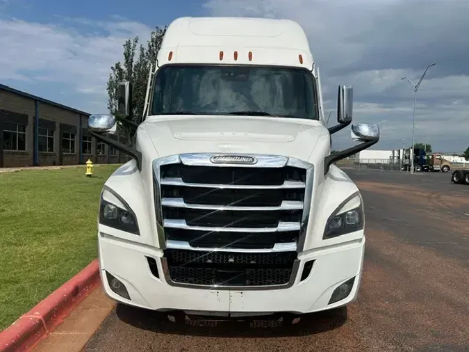 2022 FREIGHTLINER CASCADIA