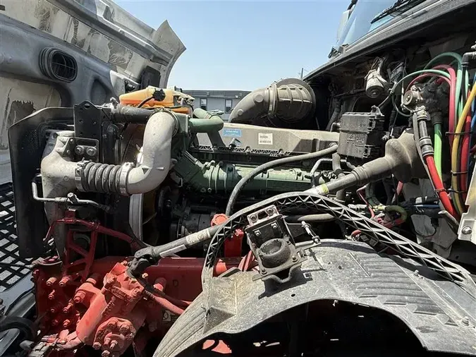 2017 VOLVO VNL730e741d460c2cc0048da19527db37fb4e2