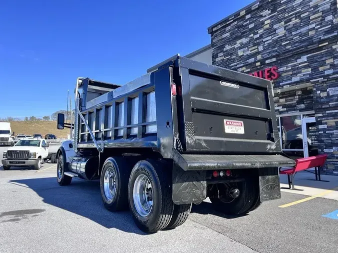 2024 Kenworth T880