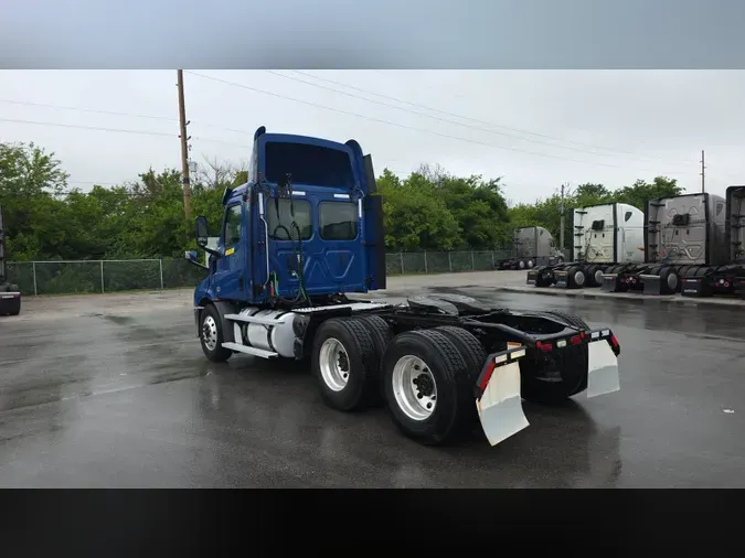 2020 Freightliner Cascadia 126e744a0bc7b96179a58840aee896fc4ec