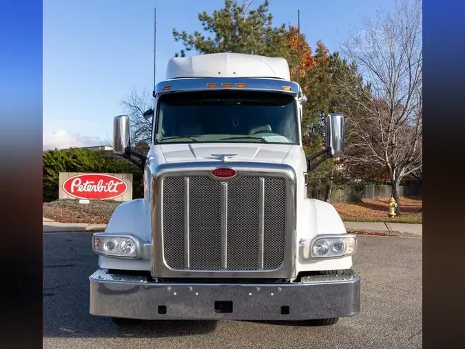 2021 PETERBILT 567