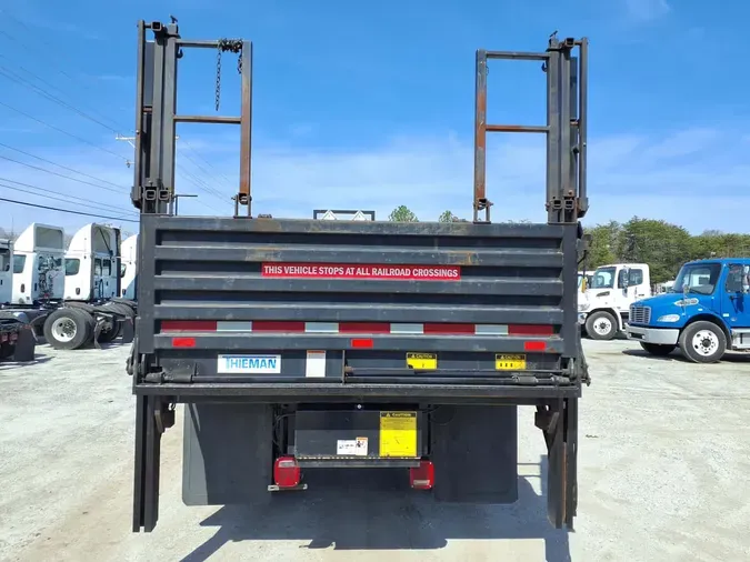 2019 FREIGHTLINER/MERCEDES M2 106