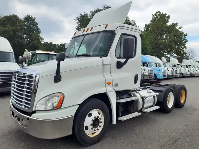 2018 FREIGHTLINER CASCADIA 125e7557f2db53c22d10154aa4b77a9113d