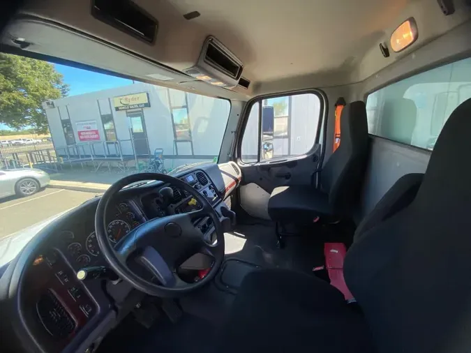 2022 FREIGHTLINER/MERCEDES M2 106e755b4936d9684b2522f17e95263e3b0