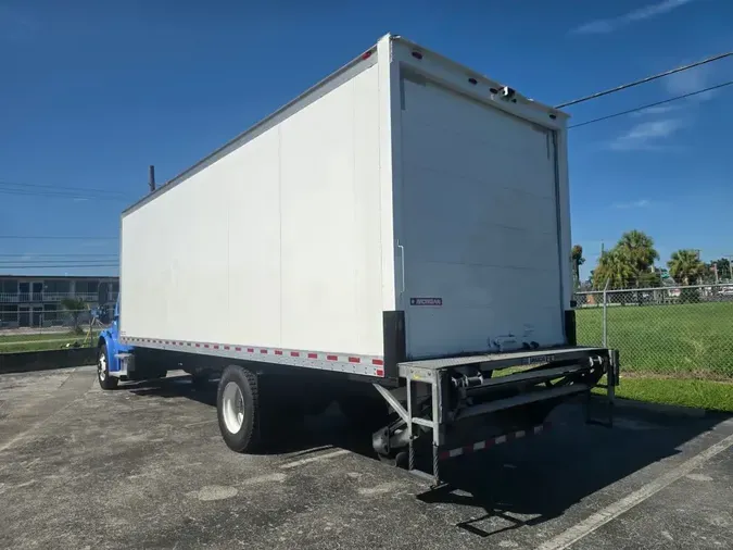 2019 FREIGHTLINER/MERCEDES M2 106