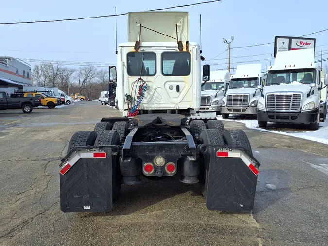 2018 FREIGHTLINER/MERCEDES CASCADIA 125