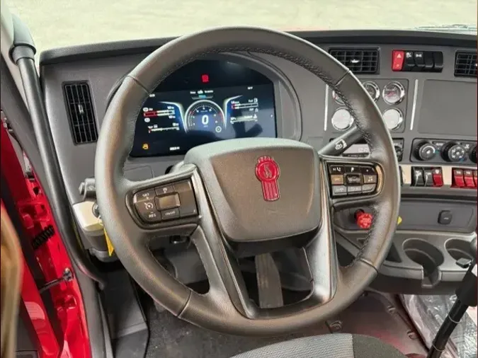 2026 Kenworth T880e75afcc85ea7cb5d1085389934422d23