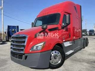 2021 FREIGHTLINER Cascadia 126