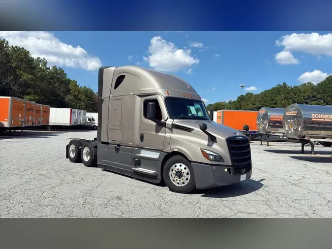 2025 Freightliner Cascadia 126e75d27deba6dcf5bb40ec57b081864c9