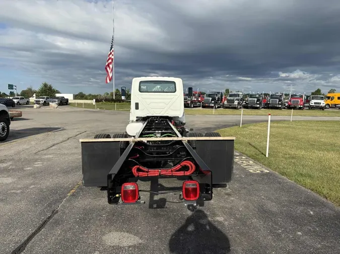 2027 International MV607