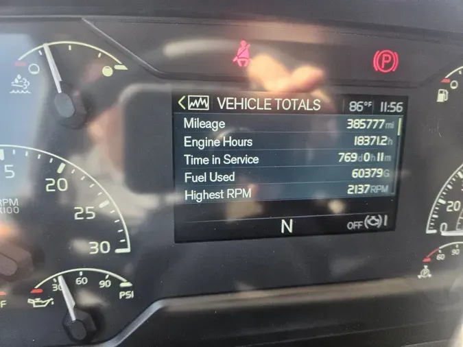 2020 VOLVO VNL64T760
