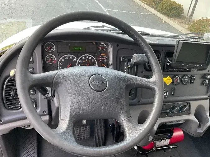 2018 Freightliner M2