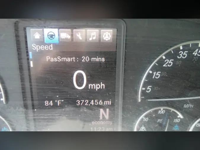 2025 Freightliner Cascadia 126e7652a16a2c8c1cc85012a9fec95c35f