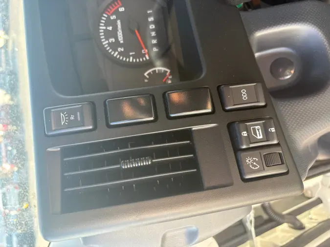 2025 ISUZU GAS NPRGASHDe7653b9d6069d5560a78c491c7c69614