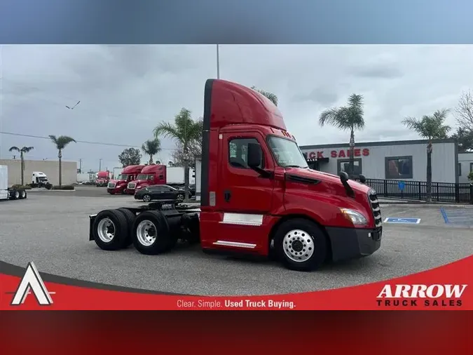 2020 FREIGHTLINER CA126