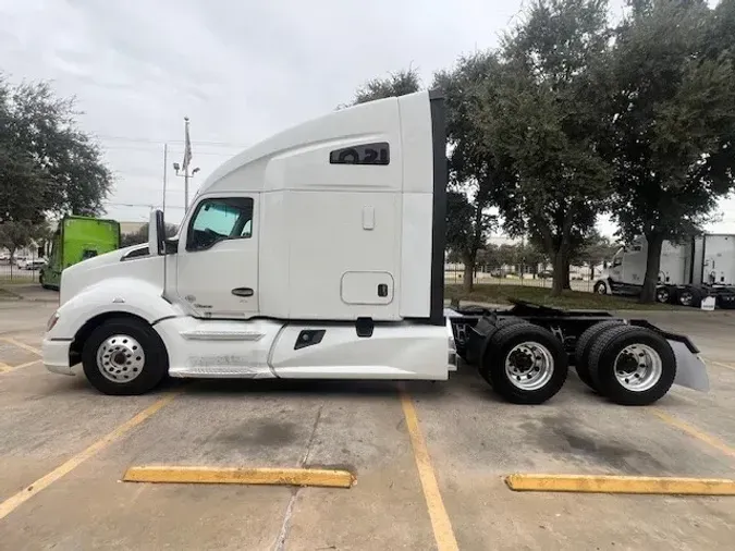 2021 Kenworth T680