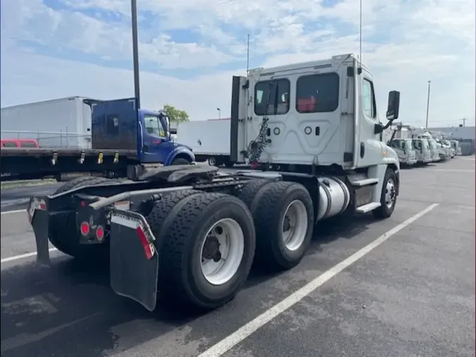 2018 FREIGHTLINER CASCADIA 125