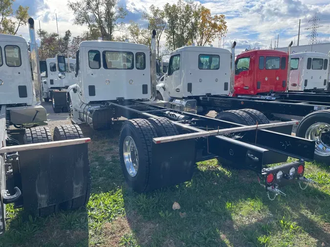 2025 Kenworth T280