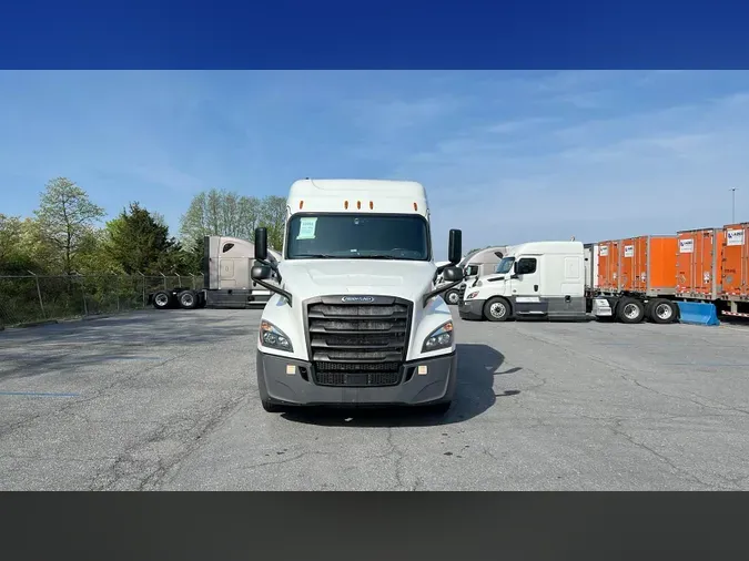 2020 Freightliner Cascadia
