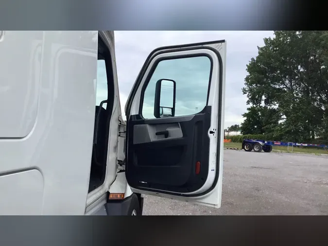 2022 Freightliner Cascadia 126e7737ea479066a0b03bf6a3d1d8c1f1d