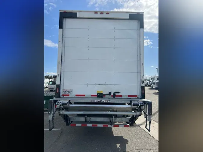 2019 FREIGHTLINER/MERCEDES M2 106