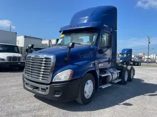 2020 FREIGHTLINER/MERCEDES CASCADIA 125