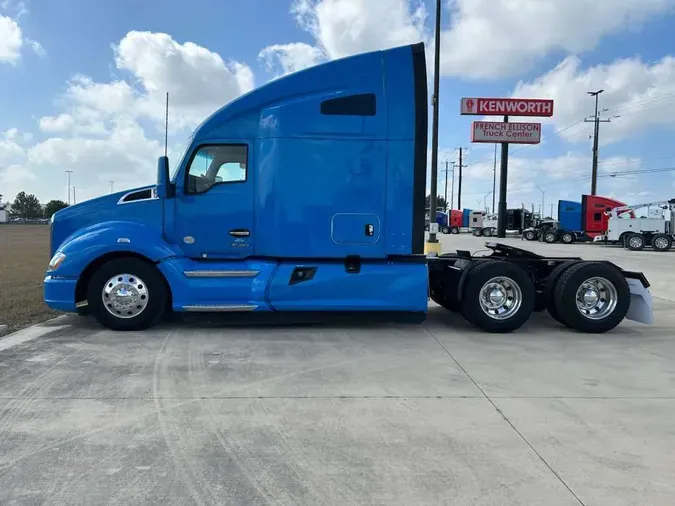 2022 Kenworth T680
