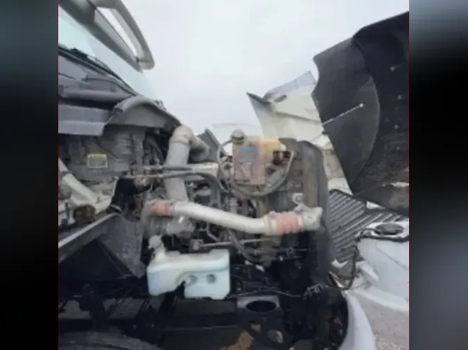 2019 NAVISTAR INTERNATIONAL RH613 DAYCAB S/A