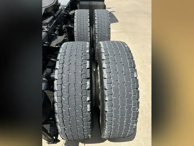 2025 Peterbilt 589e77f90a63bdd32294e780ac77e6f4016