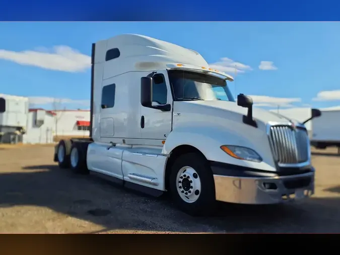2020 NAVISTAR INTERNATIONAL LT625 SLPR CAB