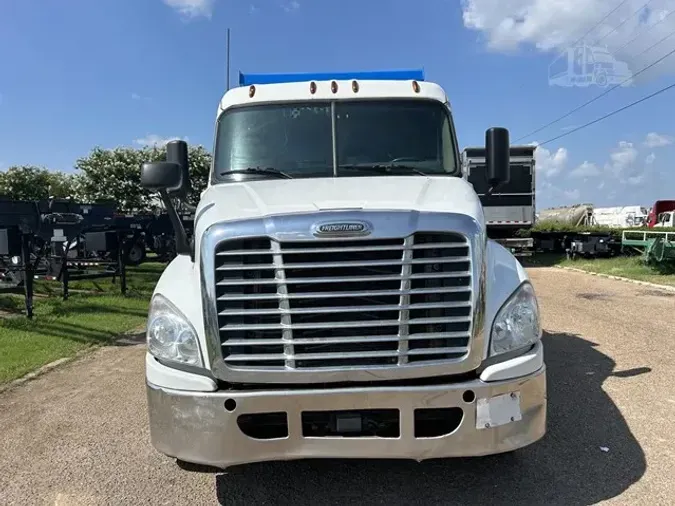 2018 FREIGHTLINER CASCADIA 125