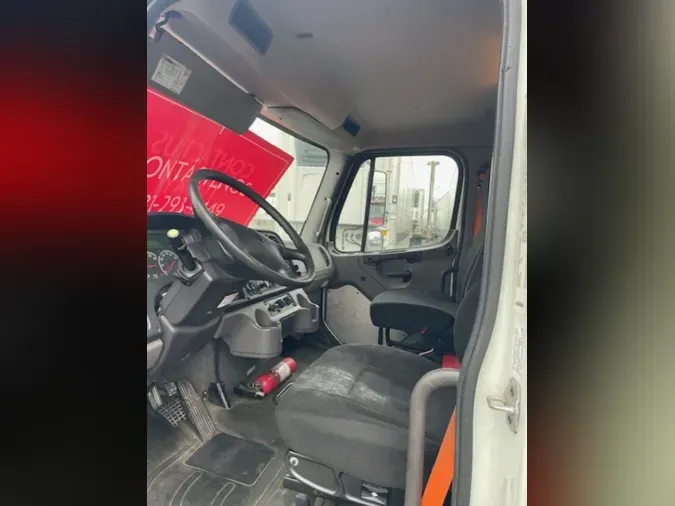 2020 FREIGHTLINER/MERCEDES M2 106