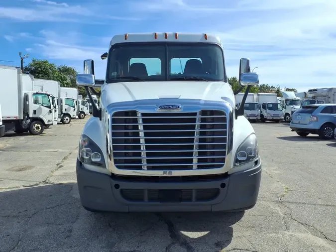 2017 FREIGHTLINER CASCADIA 125