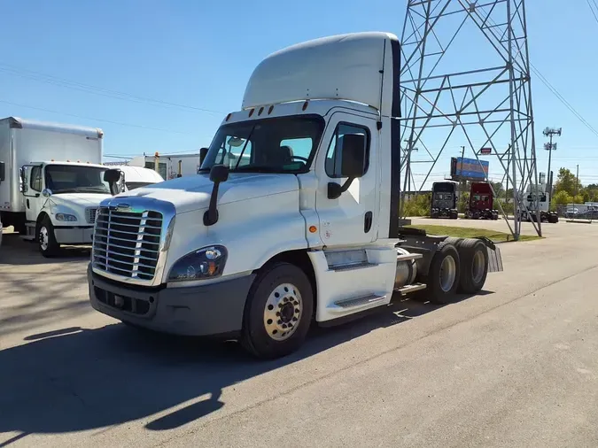 2019 FREIGHTLINER/MERCEDES CASCADIA 125e78cafa47e74191c7d8f49ea37cb6a80