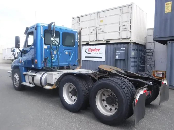 2018 FREIGHTLINER/MERCEDES CASCADIA 125