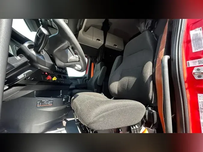 2023 FREIGHTLINER CA126