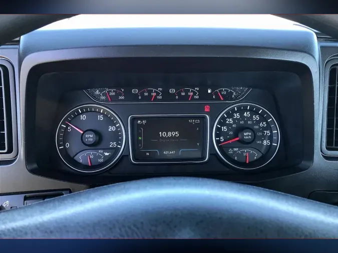 2020 INT LT625 6x4e79bd63d072040d2037e0afe0a2ce039